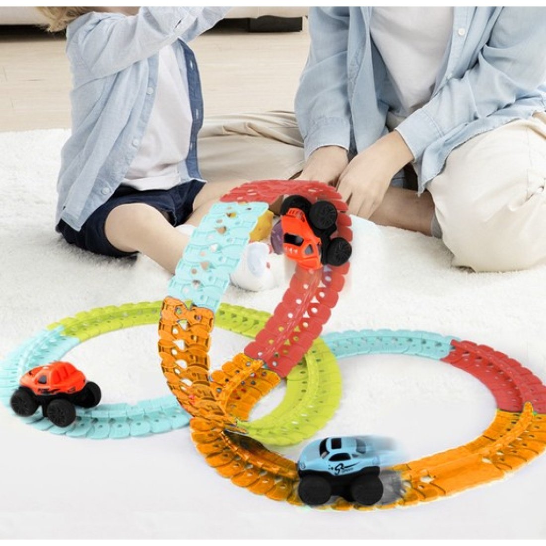 Kruzzel Σετ αγωνιστική πίστα αυτοκινητόδρομος 193 τεμαχίων, με αυτοκίνητο, 10x7.5x7 cm - Kruzzel - Image 2
