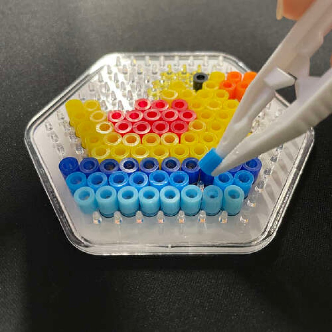 Παιχνίδι χάντρες σιδερώματος 5 διαφορετικές βάσεις και 5000 πέρλες για διαφορετικά σχέδια, Iron-on beads 22423 - Image 10